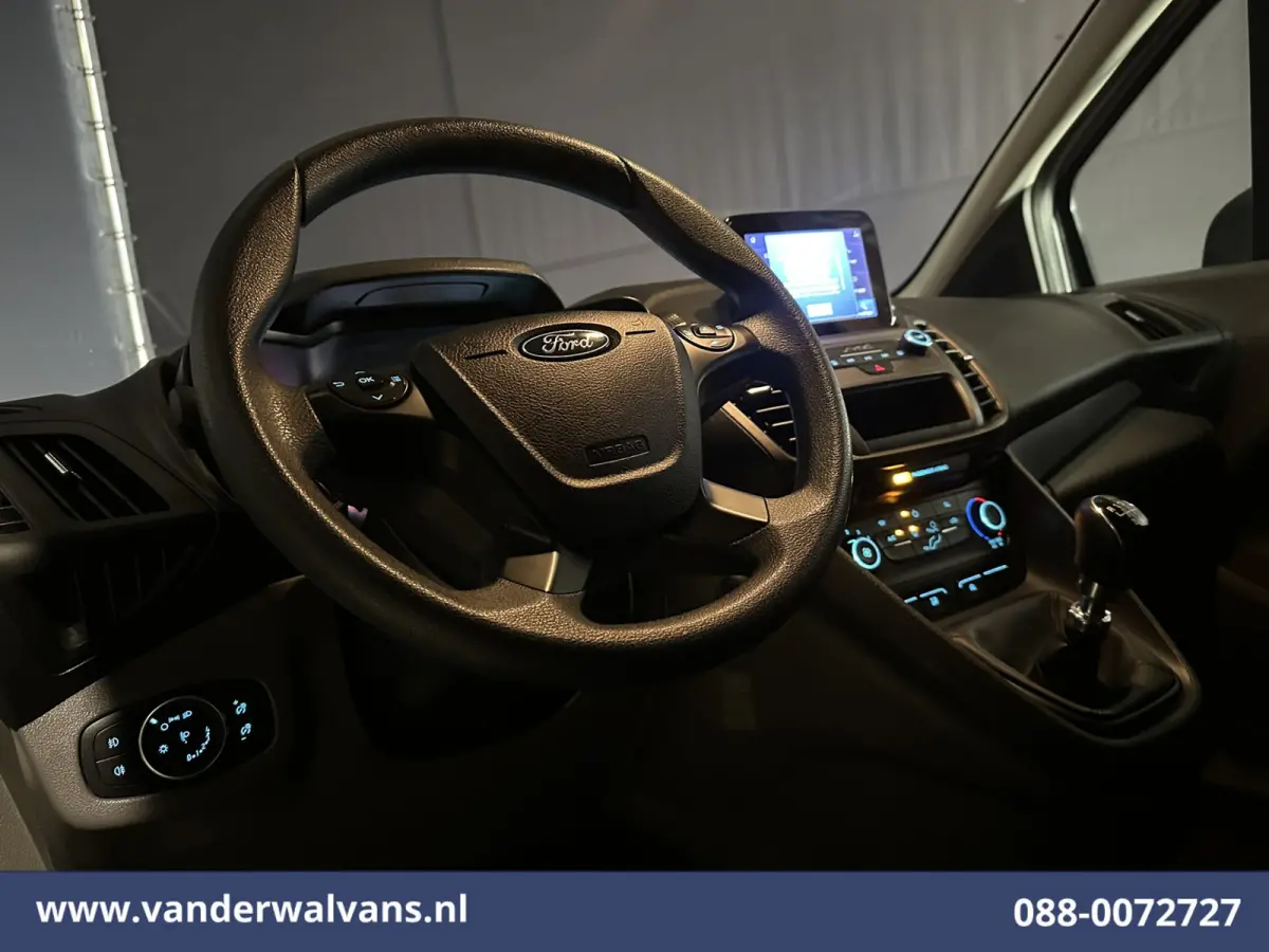 1.5 EcoBlue 100pk L2H1 Euro6 Airco | Camera | Navigatie | Trekhaak | LM velgen Parkeersensoren, Bumper in de kleur, Verwarmde voorruit, Zijdeur
