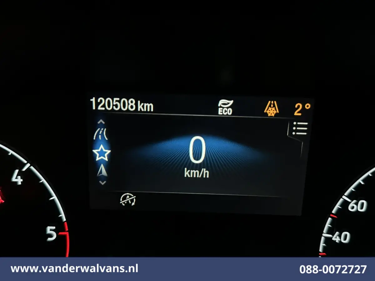 1.5 EcoBlue 100pk L2H1 Euro6 Airco | Camera | Navigatie | Trekhaak | LM velgen Parkeersensoren, Bumper in de kleur, Verwarmde voorruit, Zijdeur