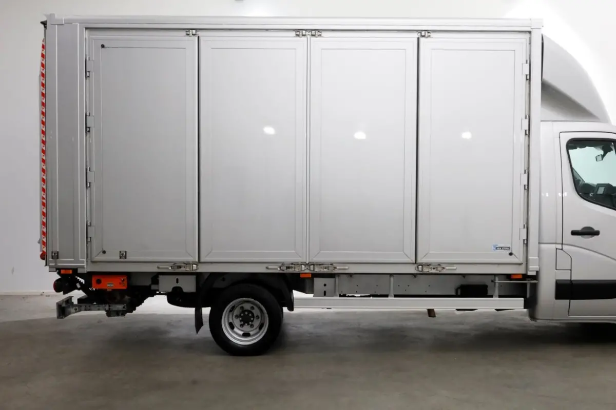 2.3 Turbo 165pk Bakwagen met bovensluit-laadklep 1000kg en zijlader L445cm 05-2022