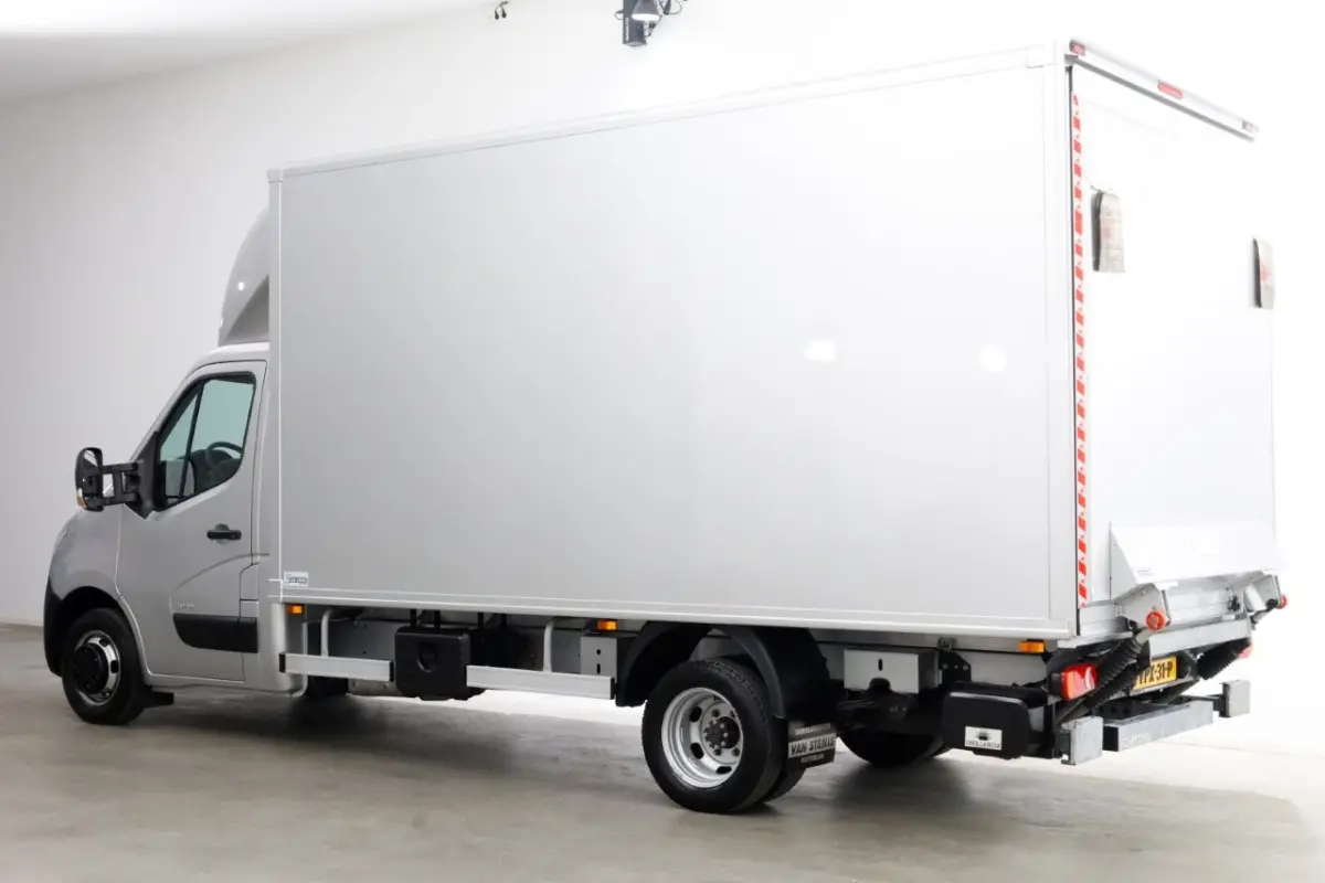 2.3 Turbo 165pk Bakwagen met bovensluit-laadklep 1000kg en zijlader L445cm 05-2022