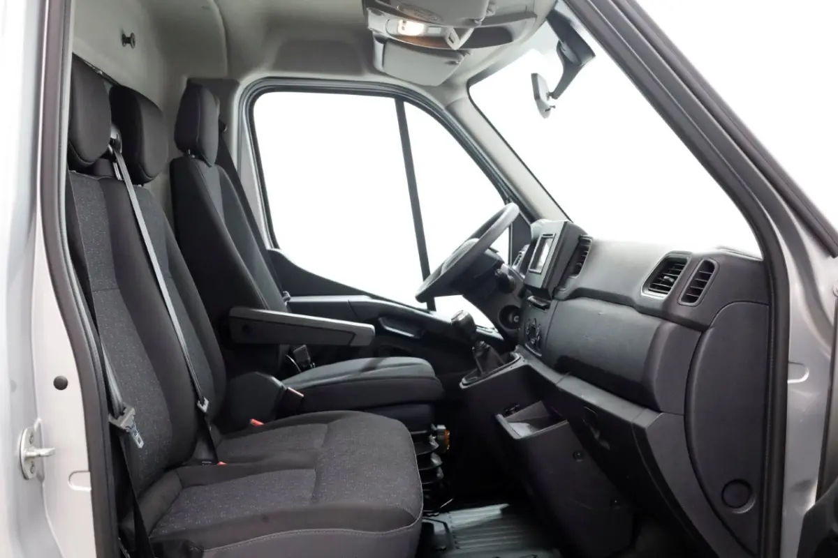 2.3 Turbo 165pk Bakwagen met bovensluit-laadklep 1000kg en zijlader L445cm 05-2022