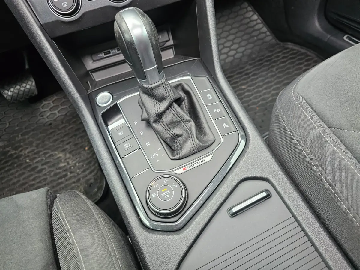 2.0 TSI 4MOTION Highline | Automaat | Pano | LED | Navi | App-connect | Camera | All-seasons | Elek. achterklep | Park Assist |
