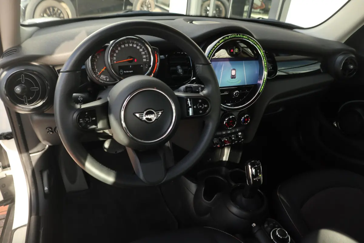 Cooper | Cruise Control | Parkeersensor Achter | LED Koplampen |