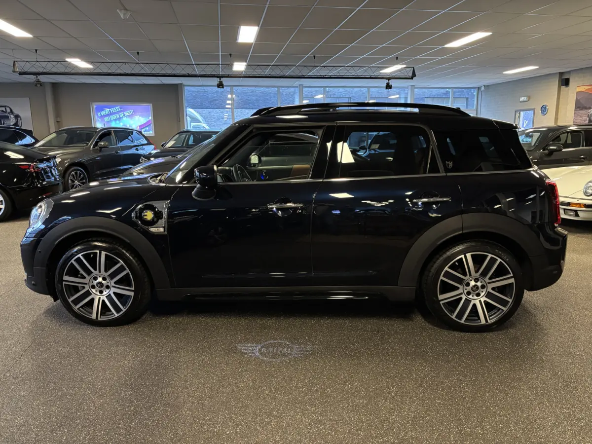 Cooper ALL4 5x Chester / Panoramadak / H-K / Dab+ / Apple Carplay / HeadUp / Keyless / Picnic Bench - NIEUWSTAAT -