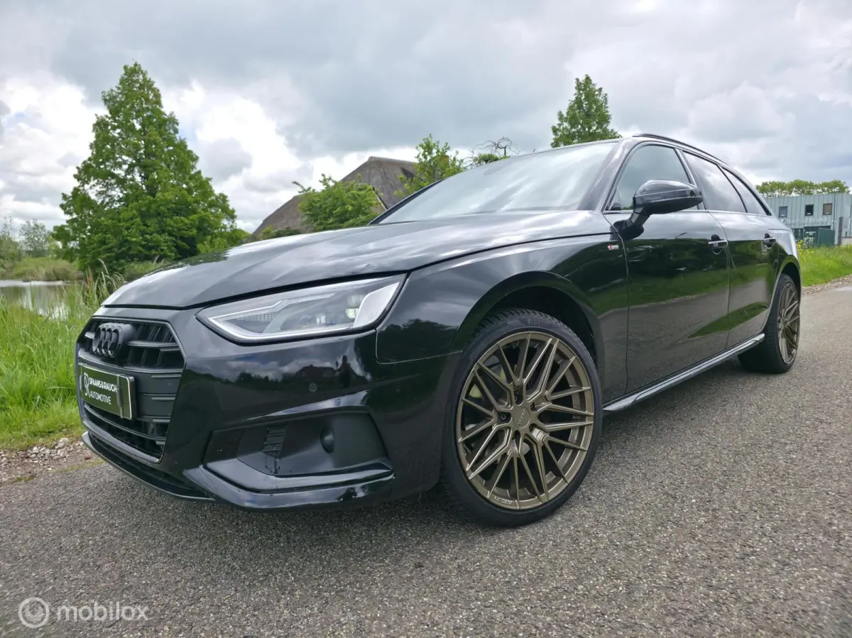 35 TFSI S-line / El. Trekh. / Navi / Leder
