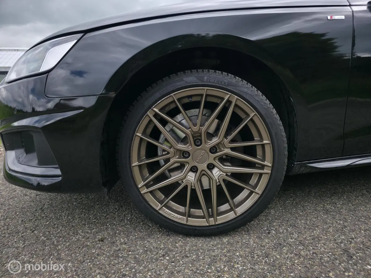 35 TFSI S-line / El. Trekh. / Navi / Leder