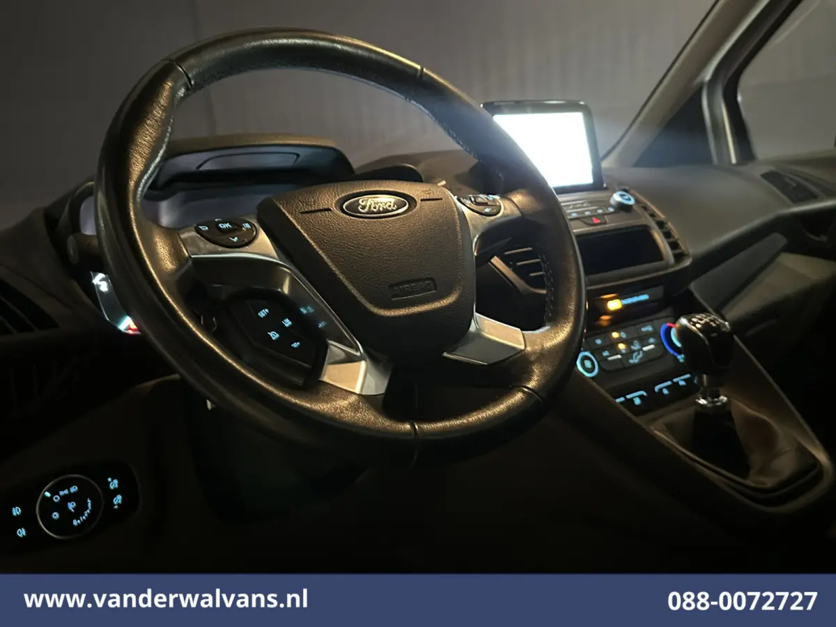1.5 EcoBlue 100pk L2H1 Euro6 Airco | Camera | Navigatie | Apple Carplay | Trekhaak LM Velgen, Cruisecontrol, Verwarmde Voorruit, Parkeersensoren