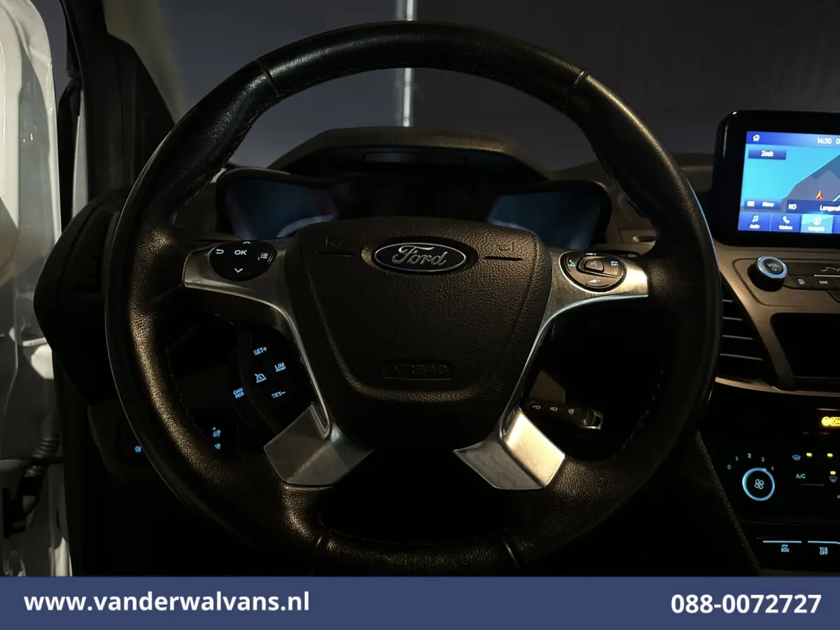 1.5 EcoBlue 100pk L2H1 Euro6 Airco | Camera | Navigatie | Apple Carplay | Trekhaak LM Velgen, Cruisecontrol, Verwarmde Voorruit, Parkeersensoren