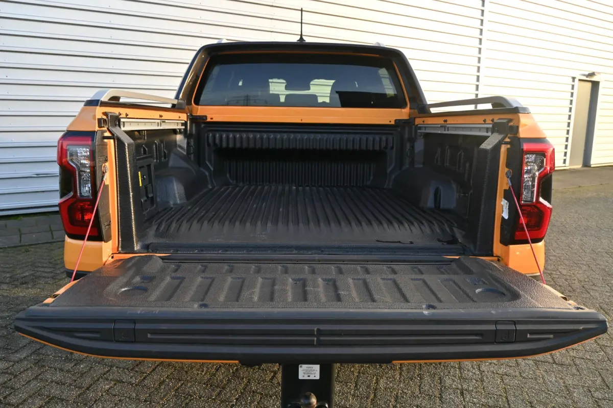 2.3 Ecoboost PHEV Wildtrak 279PK | Afneembare trekhaak | Dodehoekdetectie | Achteruitrijcamera | Adaptieve Cruisecontrol