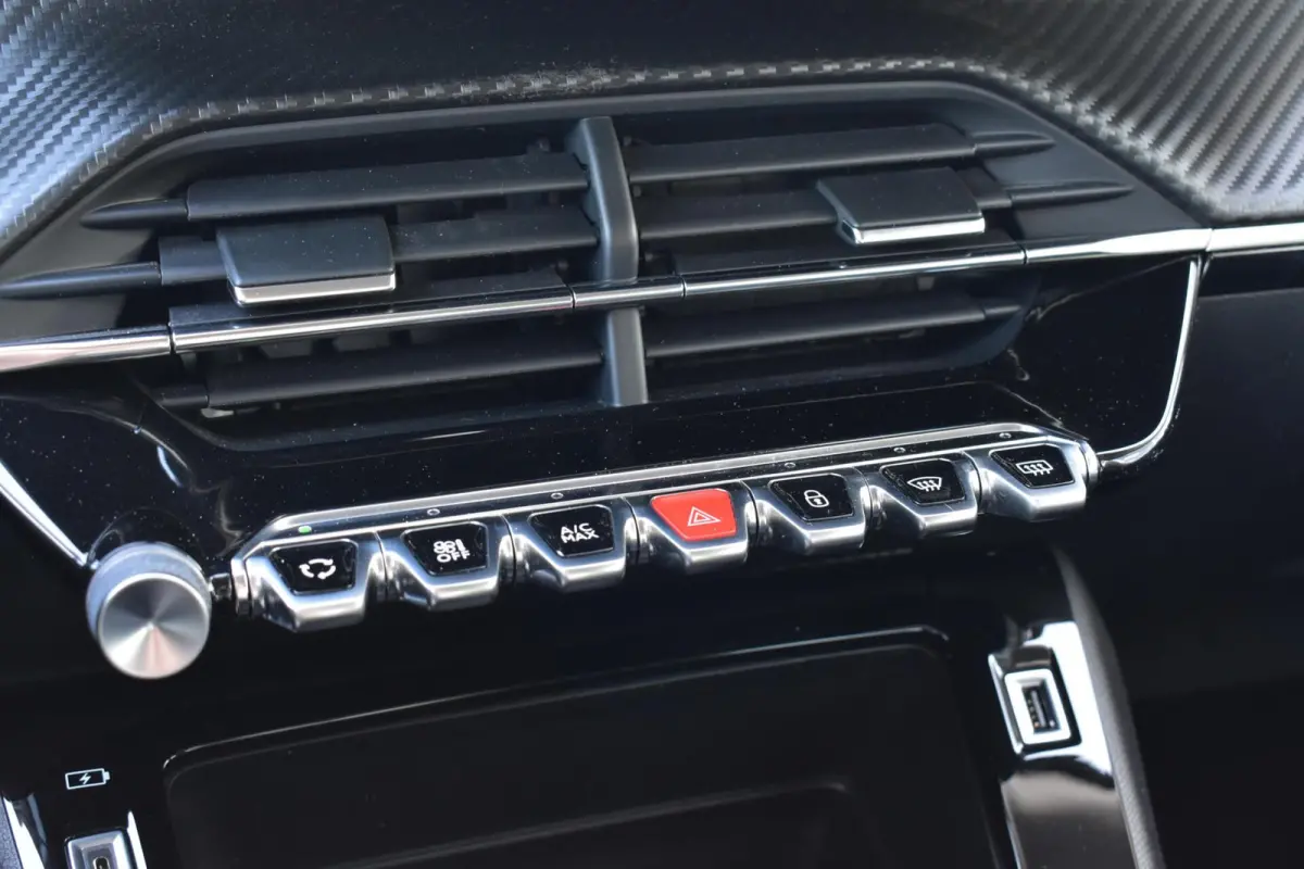 1.2 PureTech Active Pack | Airco | Cruise | Apple Carplay/Android Auto|