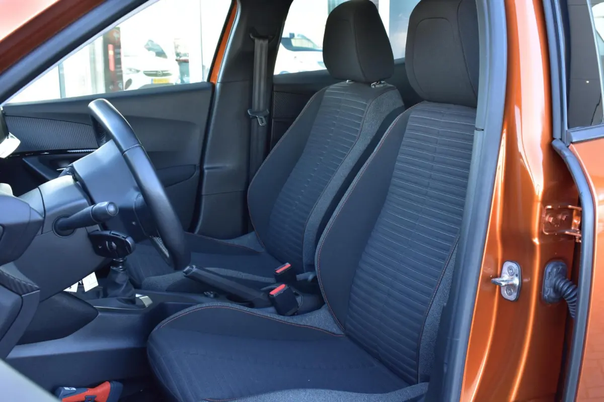 1.2 PureTech Active Pack | Airco | Cruise | Apple Carplay/Android Auto|