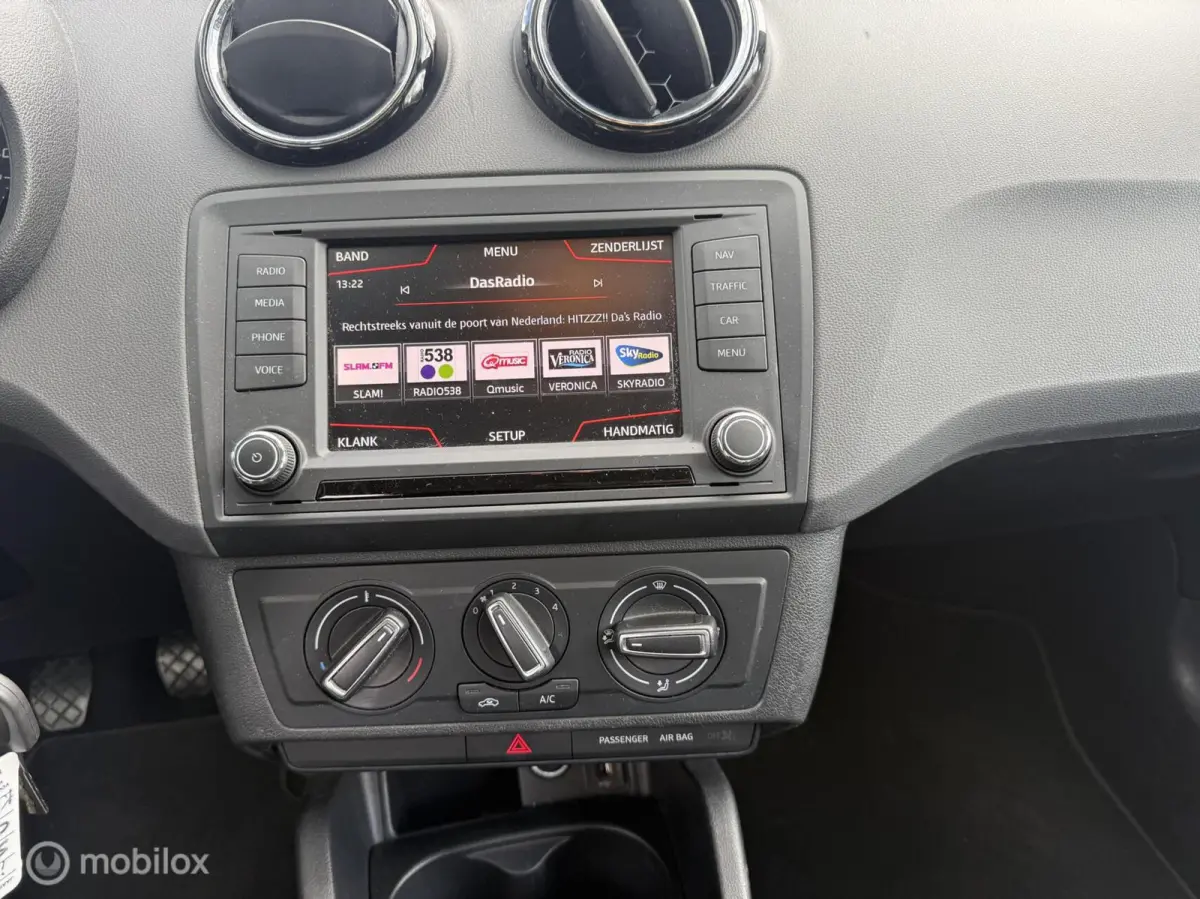 1.0 EcoTSI Style Connect
