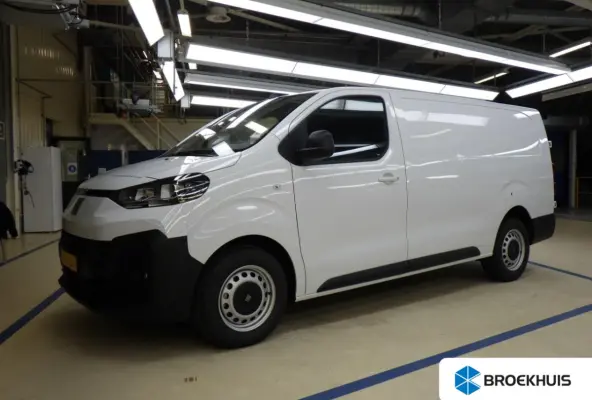 2.0 Diesel 145 L3 PRIJS INCL REST BPM!! | NAVI | DIGITALE BINNENSPIEGEL | BETIMMERING LAADRUIMTE | NIEUW!