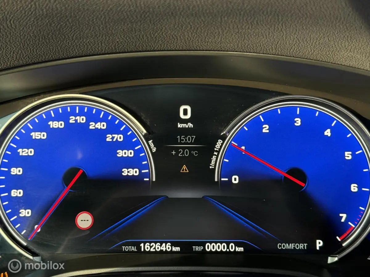 520i High Executive | M-Pakket | Pano | Bomvol