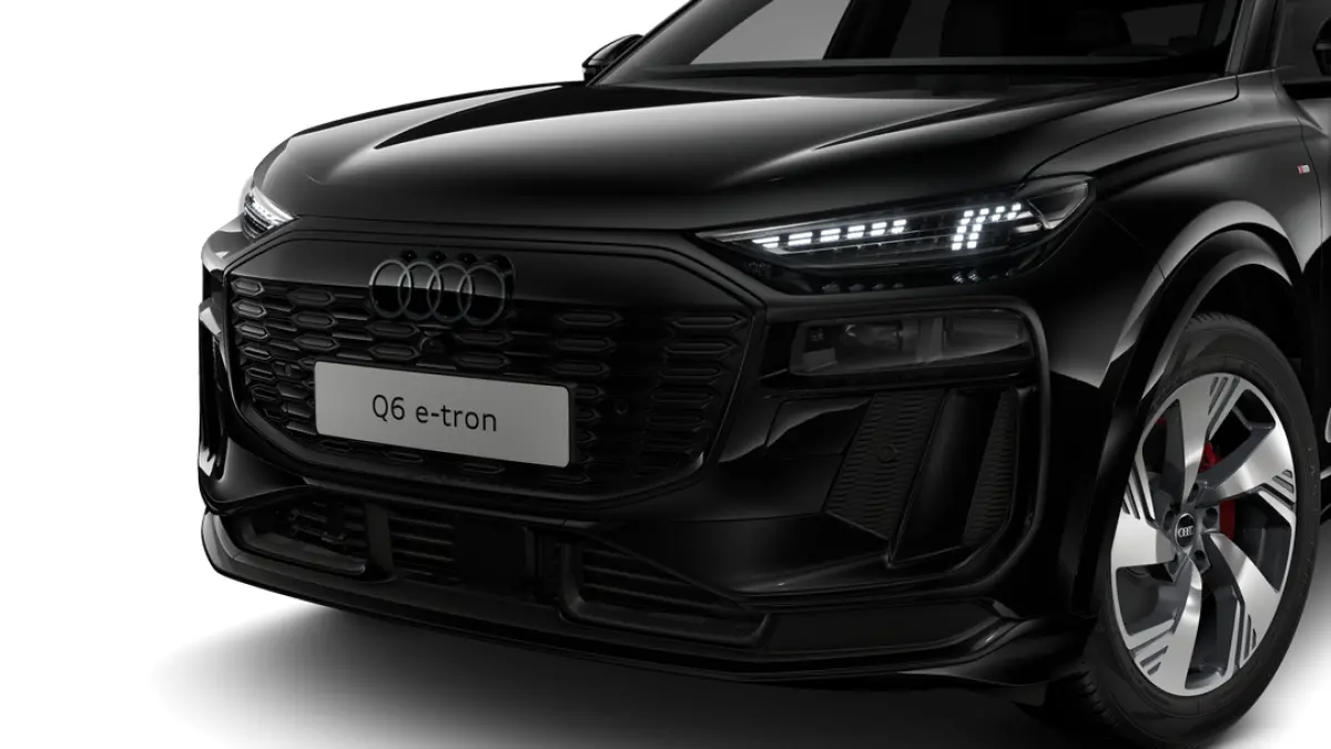 S edition | Adaptive air suspension | Adaptive cruise control | Audi sound system