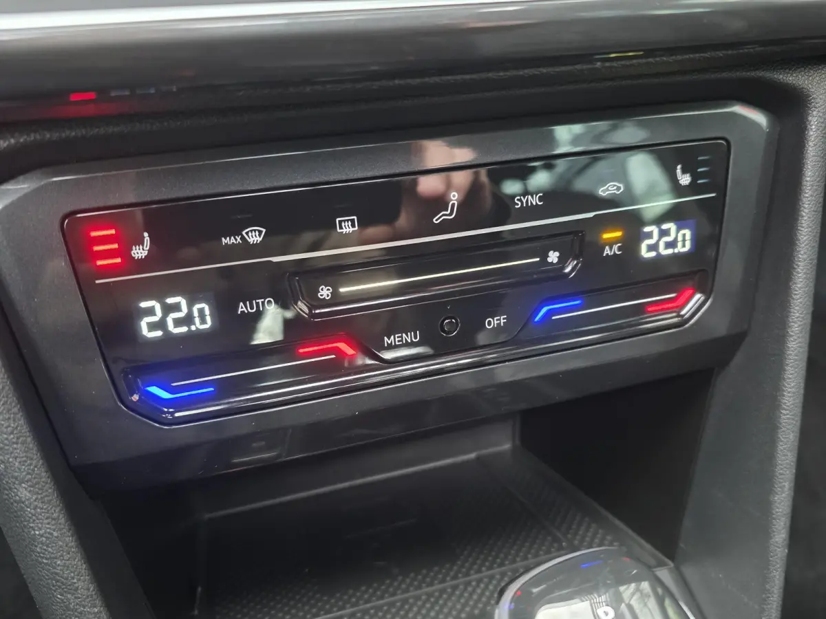 1.4 TSI e-Hybrid PHEV 245PK FR | SOH 100% | Wegkl. Trekhaak | Panodak | Leer | Navigatie | Climate Control | Cruise Control