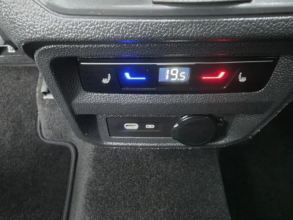 1.4 TSI e-Hybrid PHEV 245PK FR | SOH 100% | Wegkl. Trekhaak | Panodak | Leer | Navigatie | Climate Control | Cruise Control