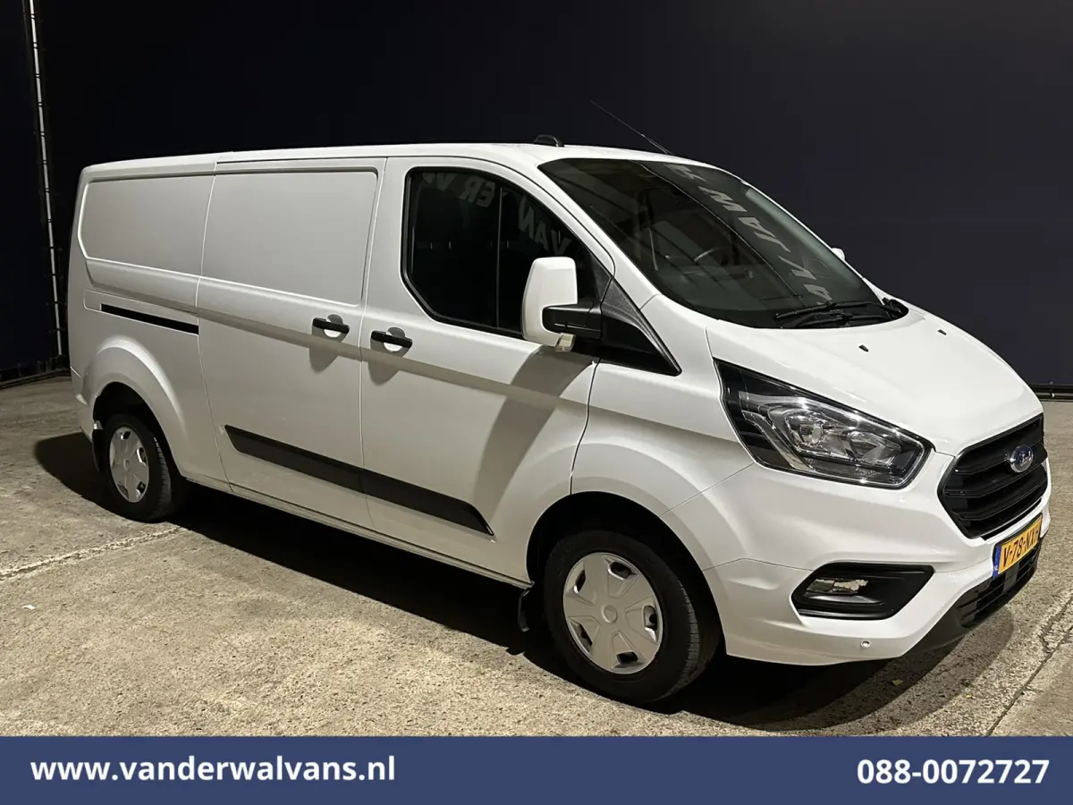 2.0 TDCI L2H1 Euro6 Airco | Camera | Navigatie | LED | Apple Carplay | Cruisecontrol Android Auto, Parkeersensoren, Stoelverwarming, Verwarmde voorruit, Bijrijdersbank, 2670kg trekvermogen