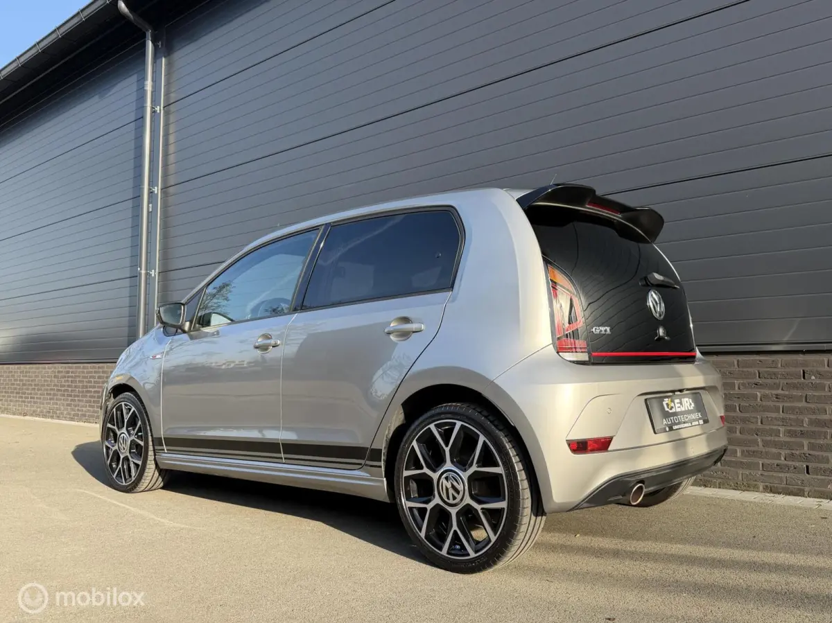 Up! 1.0 TSI GTI BEATS! VOL! CLIMA*CRUISE*PANO*CAM