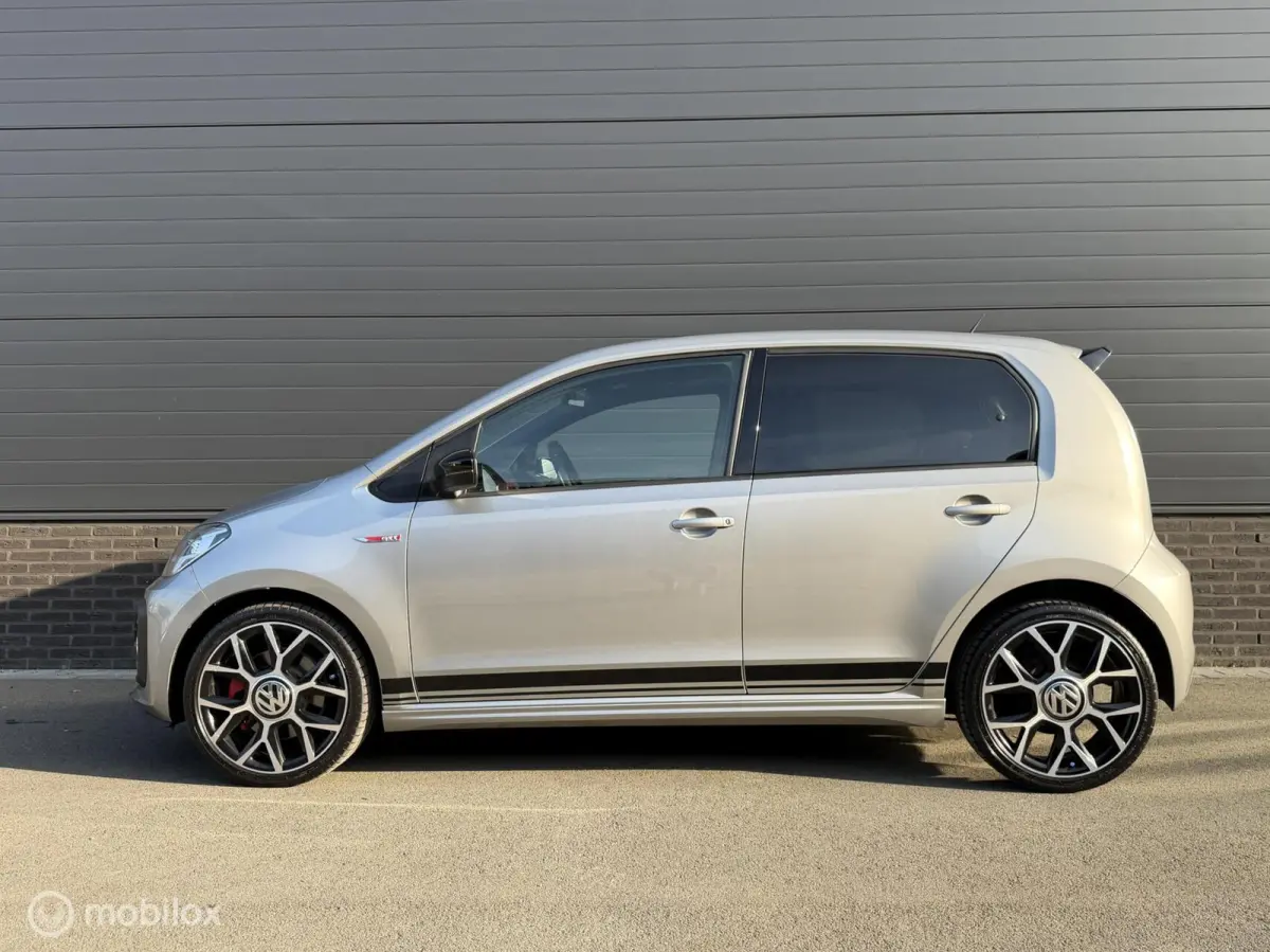 Up! 1.0 TSI GTI BEATS! VOL! CLIMA*CRUISE*PANO*CAM