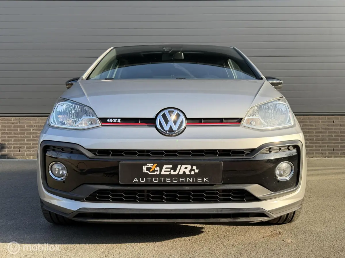 Up! 1.0 TSI GTI BEATS! VOL! CLIMA*CRUISE*PANO*CAM