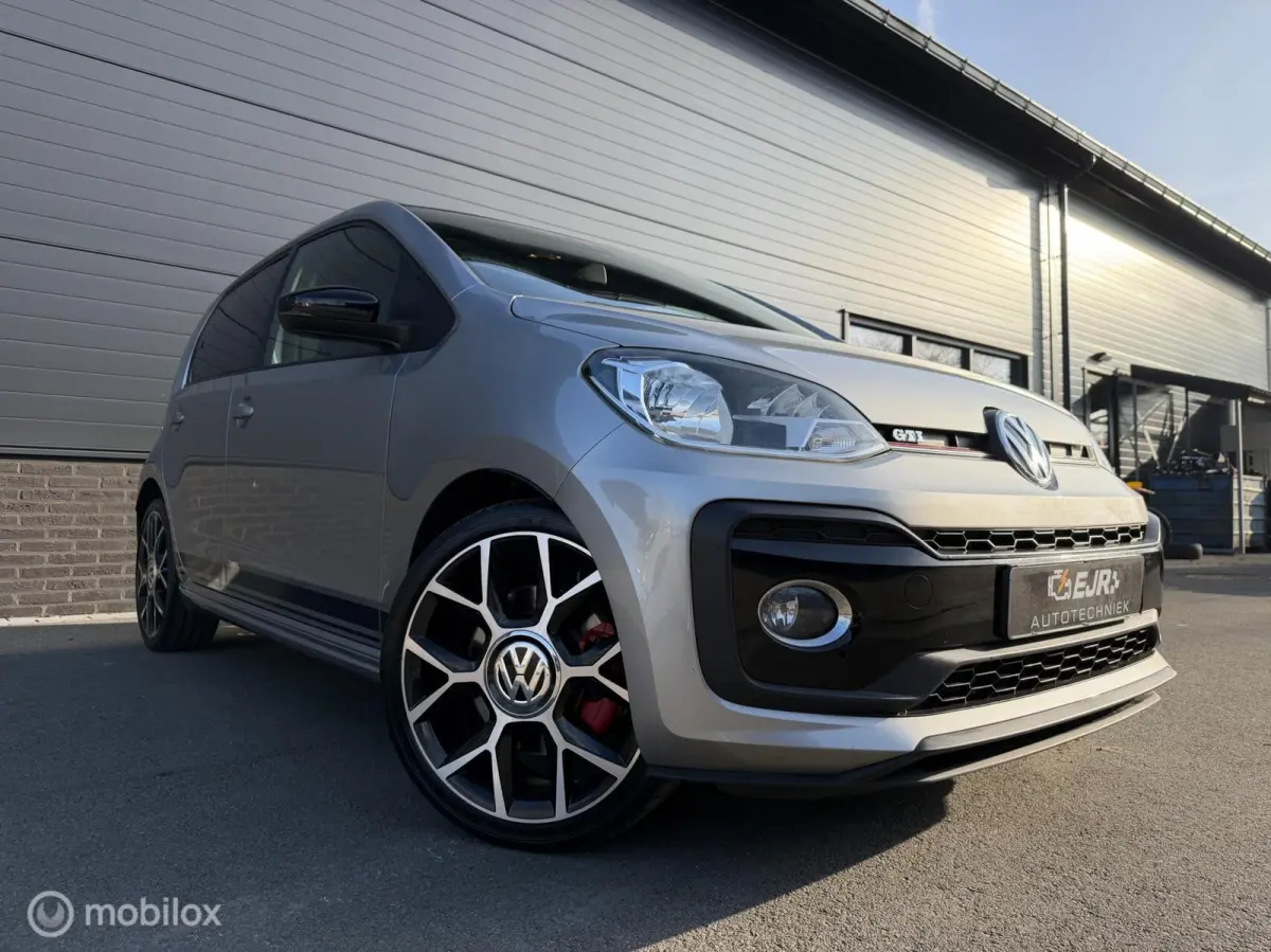 Up! 1.0 TSI GTI BEATS! VOL! CLIMA*CRUISE*PANO*CAM