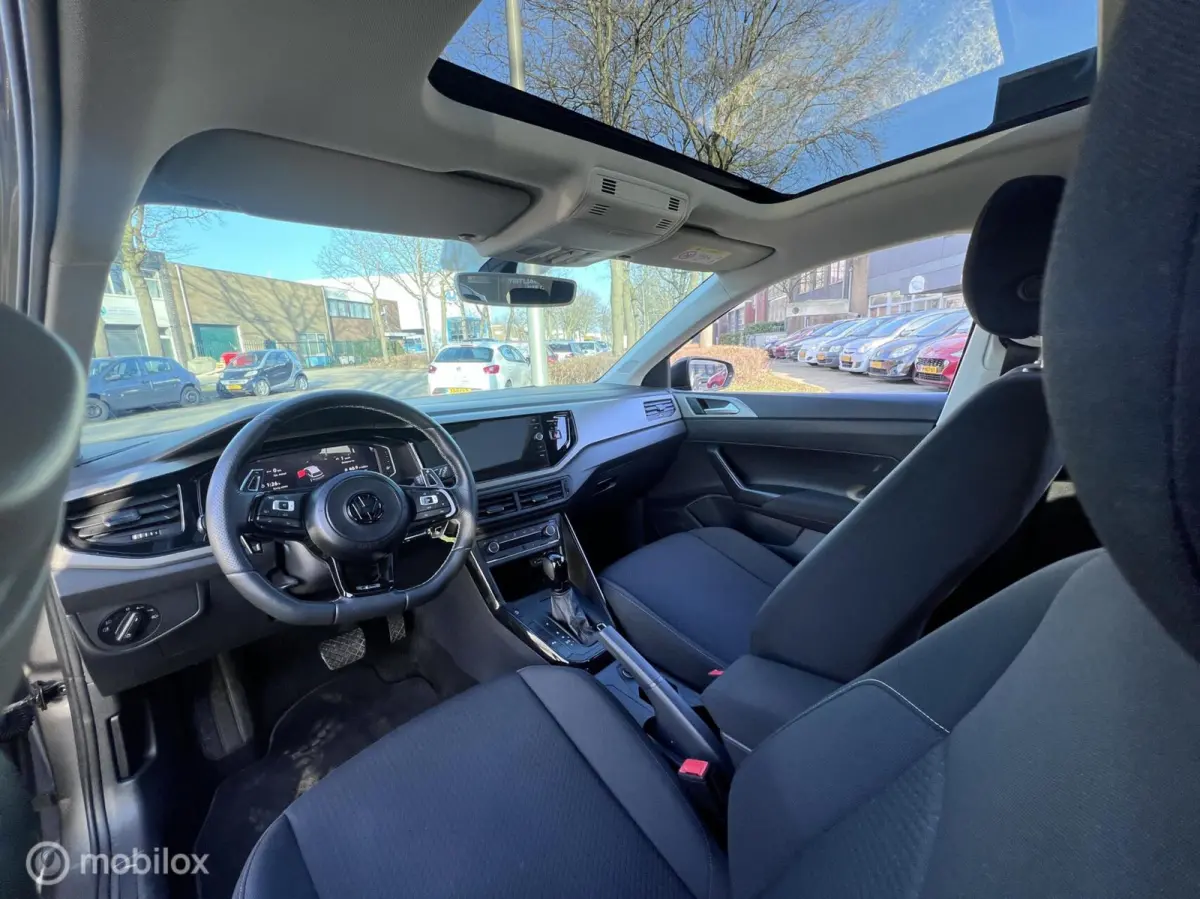 1.0 TSI Highline Business R-Line