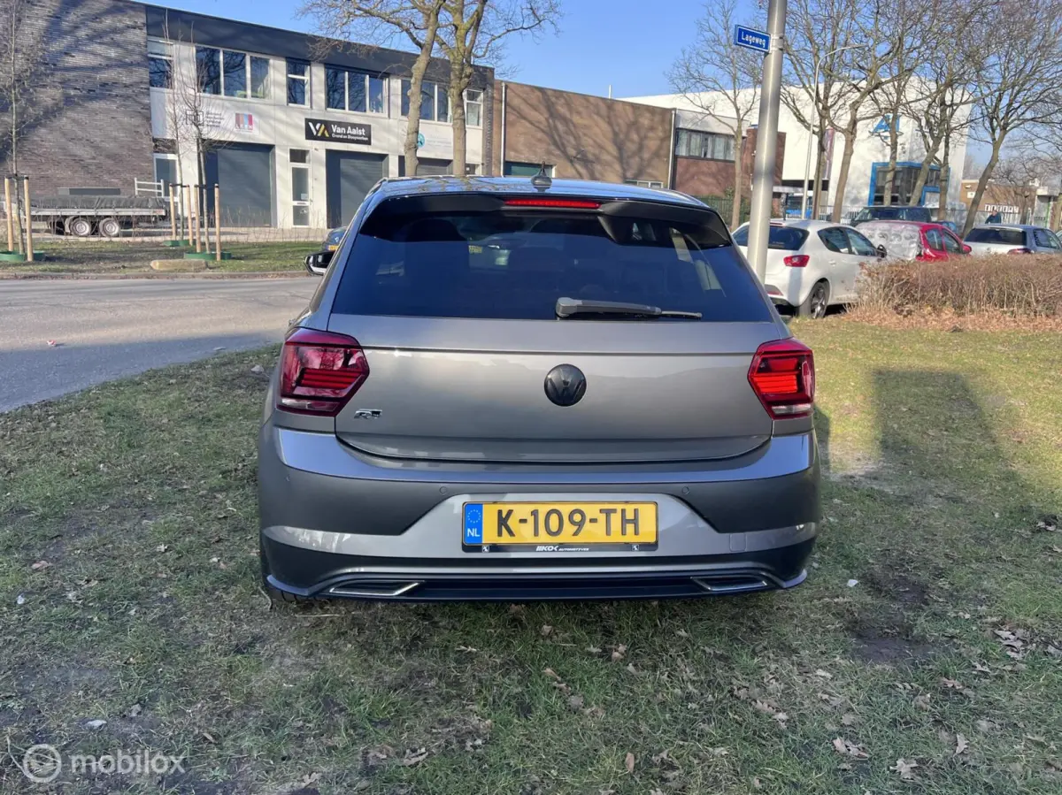 1.0 TSI Highline Business R-Line