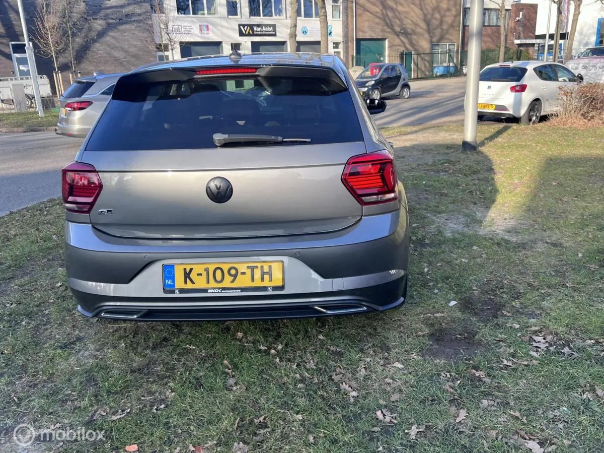 1.0 TSI Highline Business R-Line