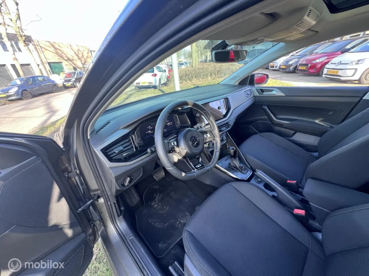 1.0 TSI Highline Business R-Line