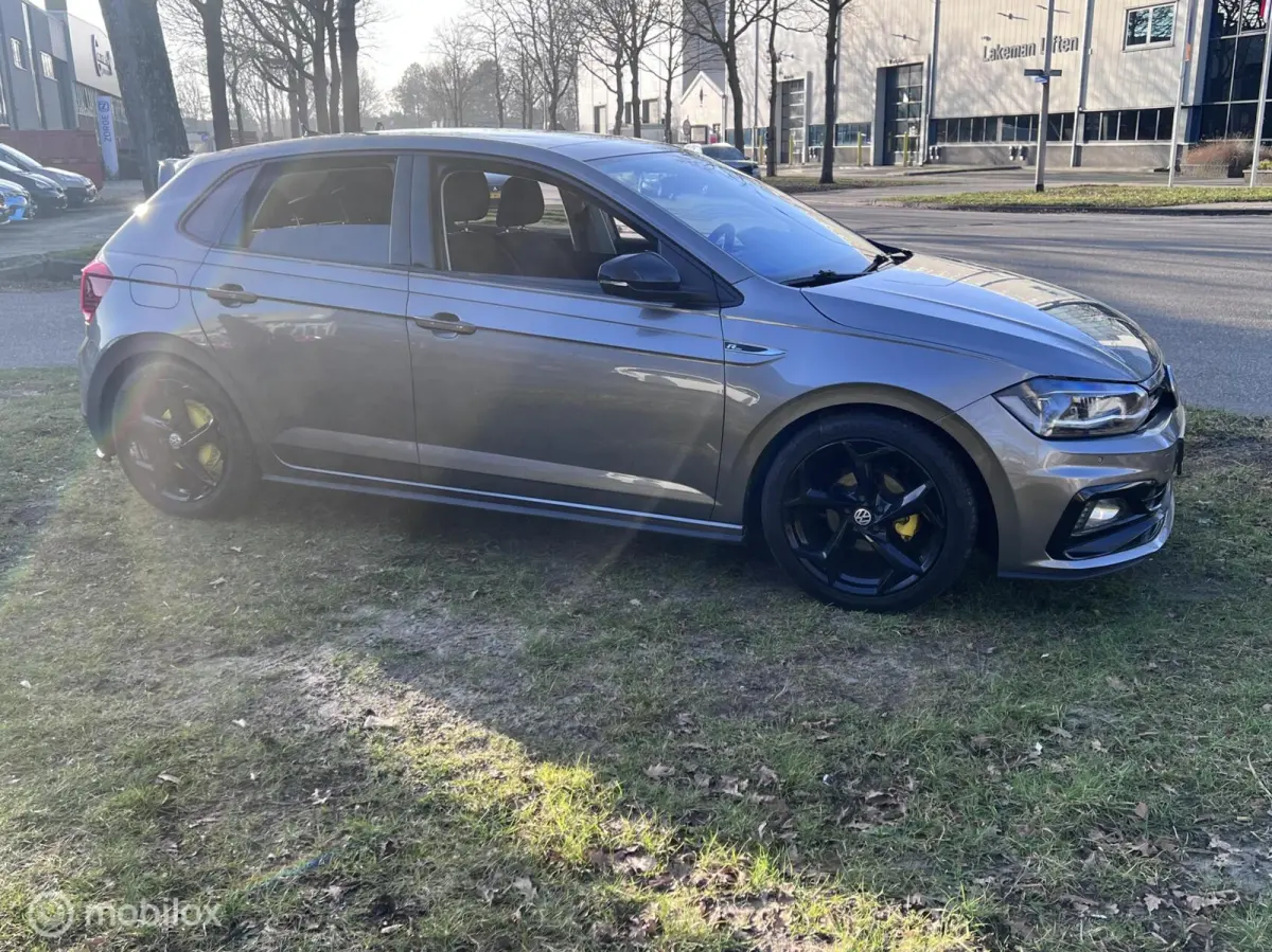 1.0 TSI Highline Business R-Line