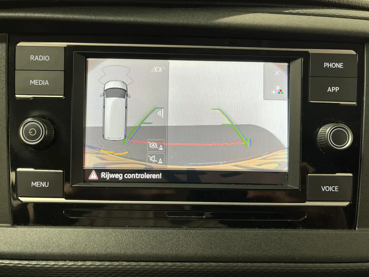 2.0 TDI L2H1 150PK Automaat Airco Cruise Control Apple Carplay Verwarmbare stoel en vooruit