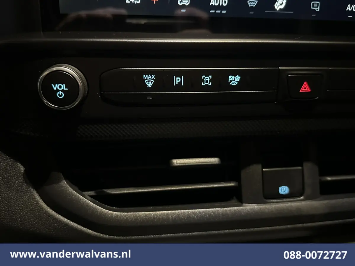 2.0 TDCI L1H1 Euro6 Airco | Camera | Apple Carplay | LED | Cruisecontrol Android Auto, Verwarmde voorruit, Parkeersensoren, Bijrijdersbank