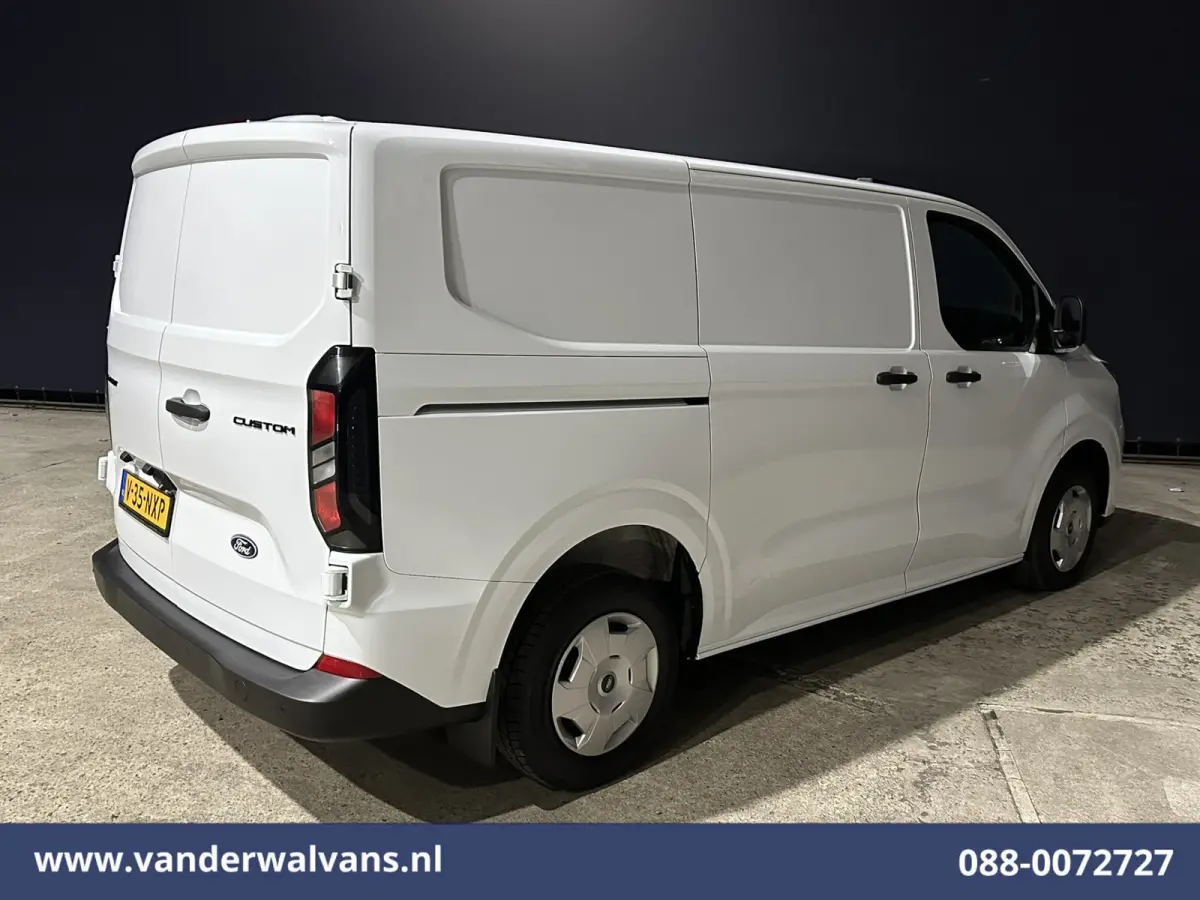 2.0 TDCI L1H1 Euro6 Airco | Camera | Apple Carplay | LED | Cruisecontrol Android Auto, Verwarmde voorruit, Parkeersensoren, Bijrijdersbank