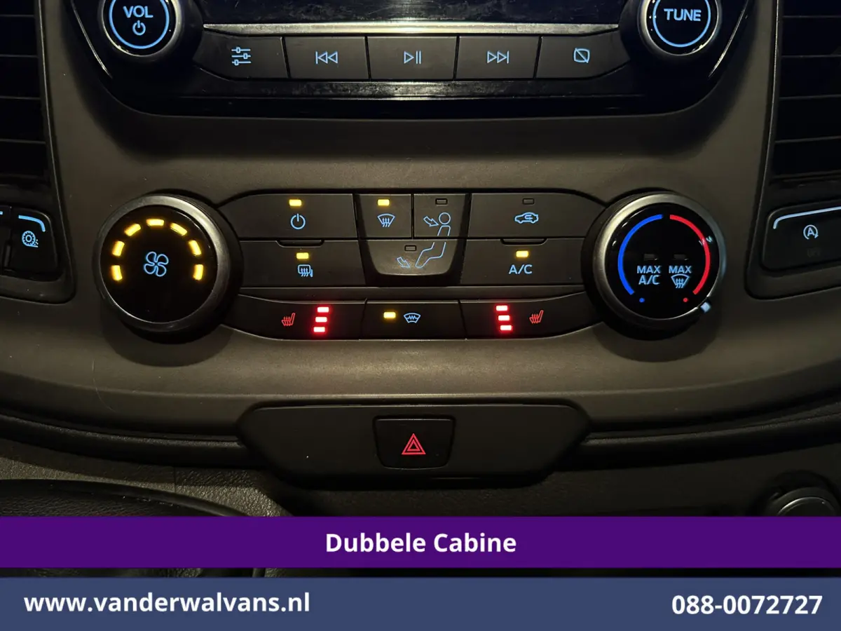 2.0 TDCI 130pk L2H1 Dubbele Cabine Euro6 Airco | 6-Zits | Camera | Navigatie | LED | Apple Carplay Android Auto, Cruisecontrol, Stoelverwarming, Verwarmde voorruit, Parkeersensoren, Achterkl