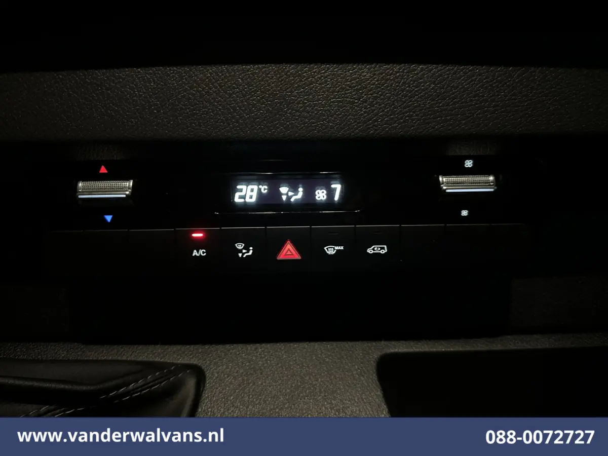 317 CDI 170pk L3H2 Euro6 Airco | 360 graden Camera | Navigatie | Apple Carplay | Cruisecontrol Android Auto, Stoelverwarming, Chauffeursstoel, 270 Graden Achterdeuren, Parkeersensoren, Bijri