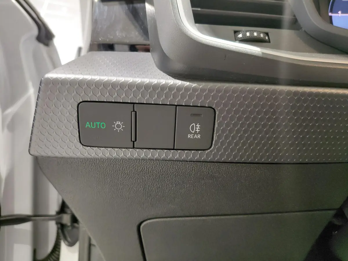 25 TFSI Pro Line 95 PK | Apple Carplay | Android Auto | Cruise Controle | Airco | Lichtmetalen velgen 18" | Bluetooth | Lederen Stuurwiel | Multimedia-Voorbereiding | Fabrieksgarantie |