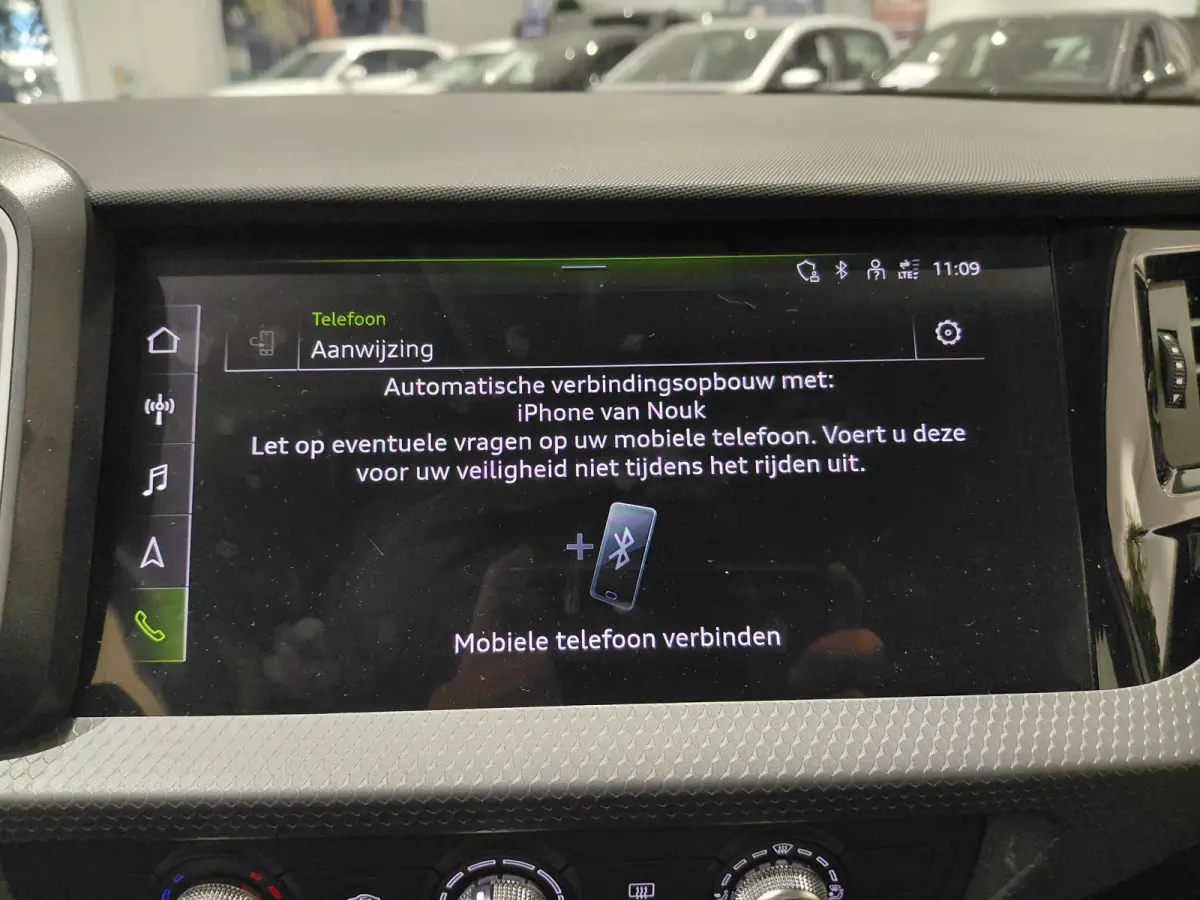 25 TFSI Pro Line 95 PK | Apple Carplay | Android Auto | Cruise Controle | Airco | Lichtmetalen velgen 18" | Bluetooth | Lederen Stuurwiel | Multimedia-Voorbereiding | Fabrieksgarantie |