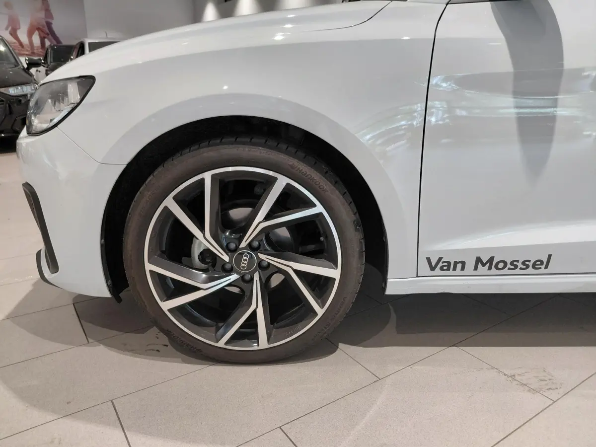 25 TFSI Pro Line 95 PK | Apple Carplay | Android Auto | Cruise Controle | Airco | Lichtmetalen velgen 18" | Bluetooth | Lederen Stuurwiel | Multimedia-Voorbereiding | Fabrieksgarantie |