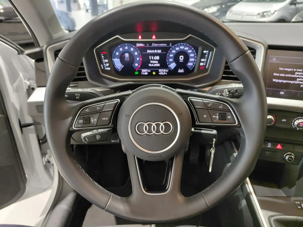 25 TFSI Pro Line 95 PK | Apple Carplay | Android Auto | Cruise Controle | Airco | Lichtmetalen velgen 18" | Bluetooth | Lederen Stuurwiel | Multimedia-Voorbereiding | Fabrieksgarantie |