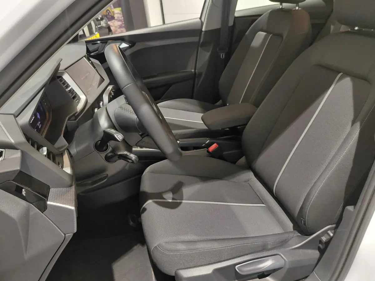 25 TFSI Pro Line 95 PK | Apple Carplay | Android Auto | Cruise Controle | Airco | Lichtmetalen velgen 18" | Bluetooth | Lederen Stuurwiel | Multimedia-Voorbereiding | Fabrieksgarantie |