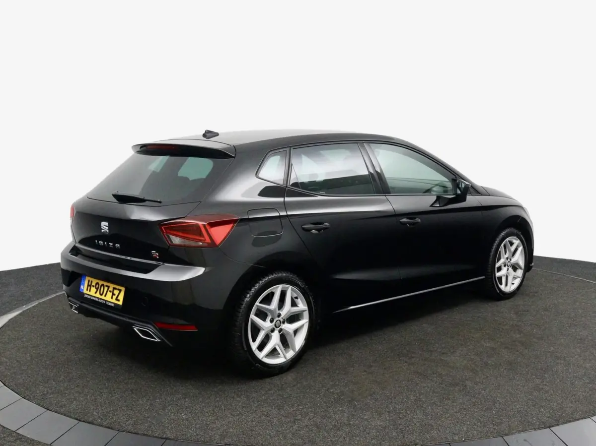 1.0 TSI FR zwart