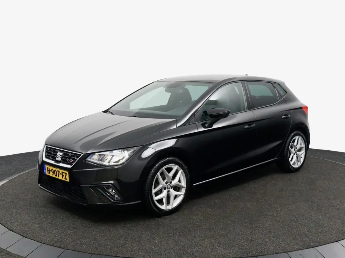 1.0 TSI FR zwart