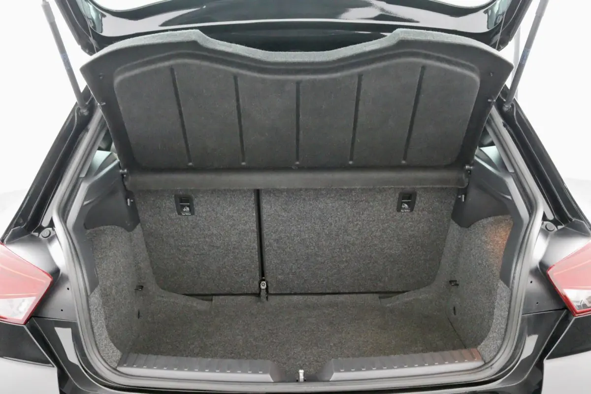 1.0 TSI FR zwart