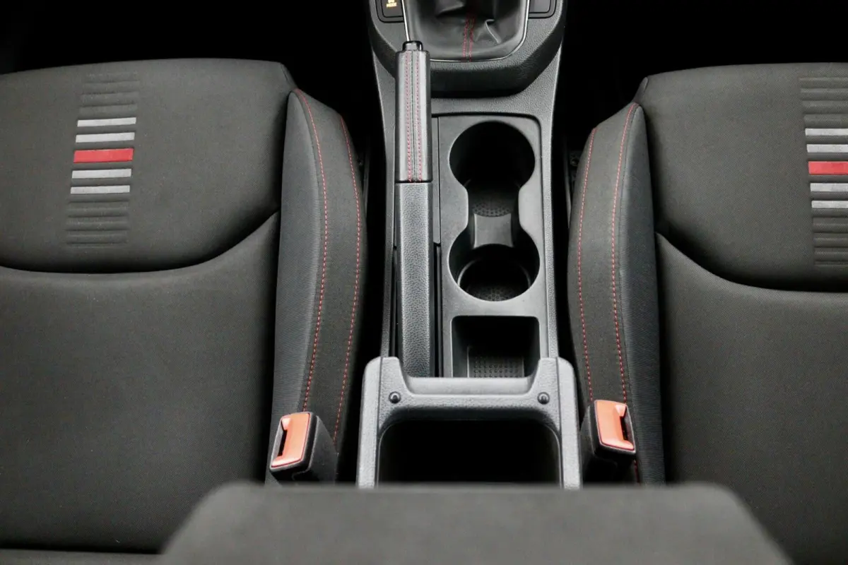 1.0 TSI FR zwart