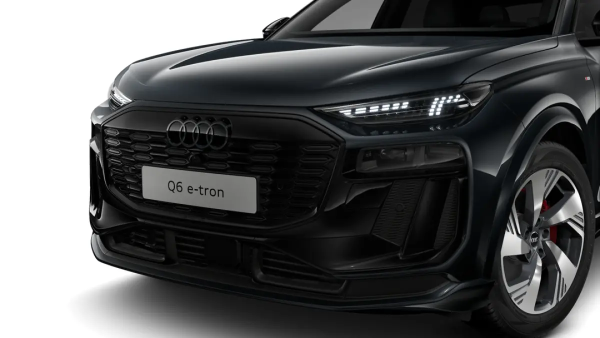 S edition | Adaptive air suspension | Adaptive cruise control | Audi sound system