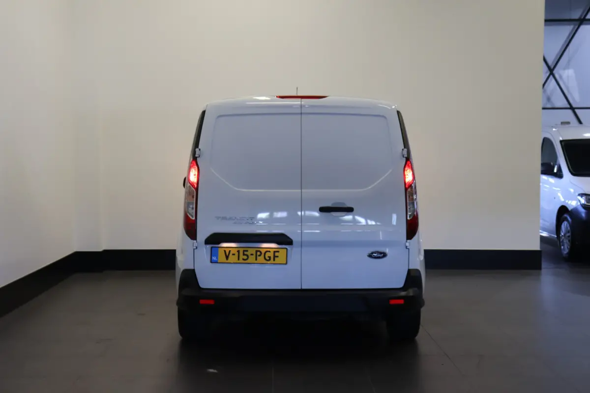 1.5 EcoBlue 100PK EURO 6 - Airco - Navi - Cruise - € 11.950,- Excl.