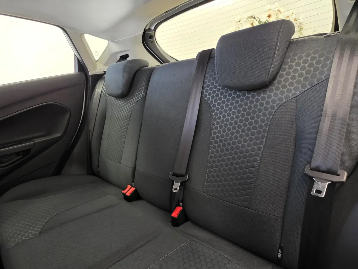1.0 EcoBoost Titanium Automaat – Parkeersensoren – Comfort – Zuinig –