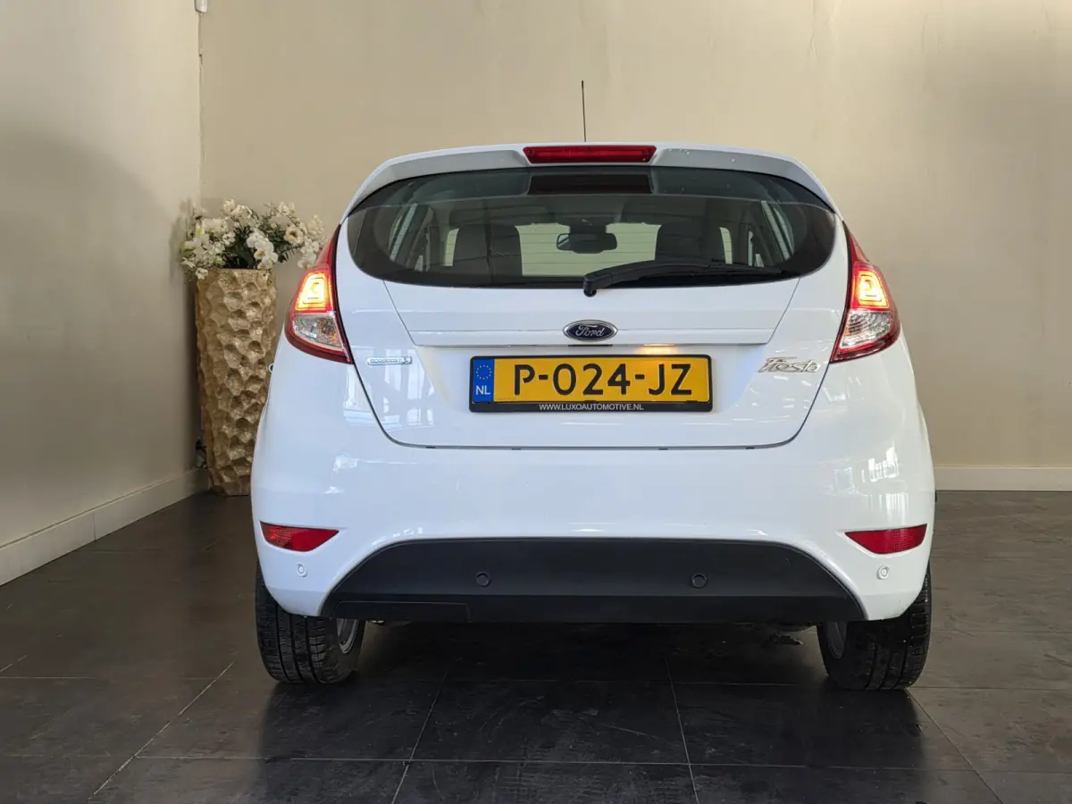 1.0 EcoBoost Titanium Automaat – Parkeersensoren – Comfort – Zuinig –