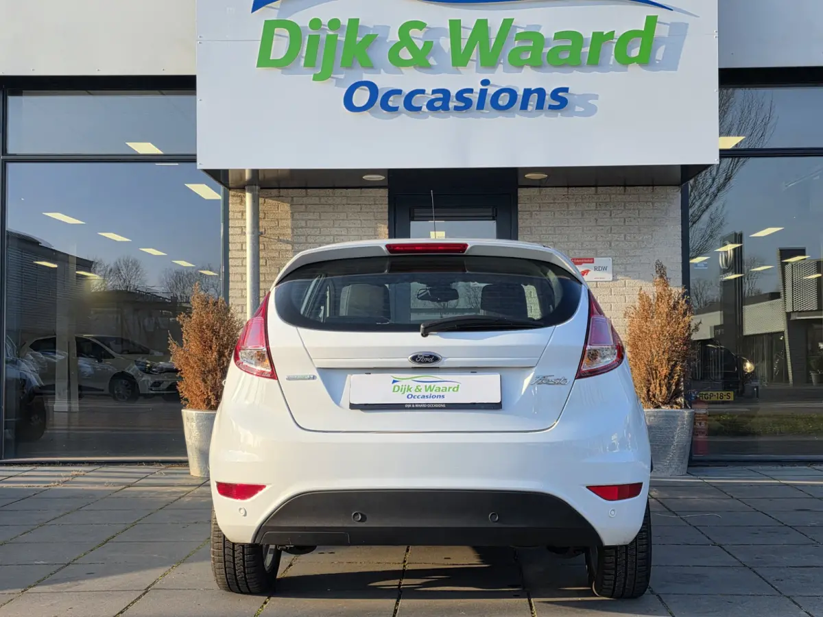 1.0 EcoBoost Titanium Automaat – Parkeersensoren – Comfort – Zuinig –